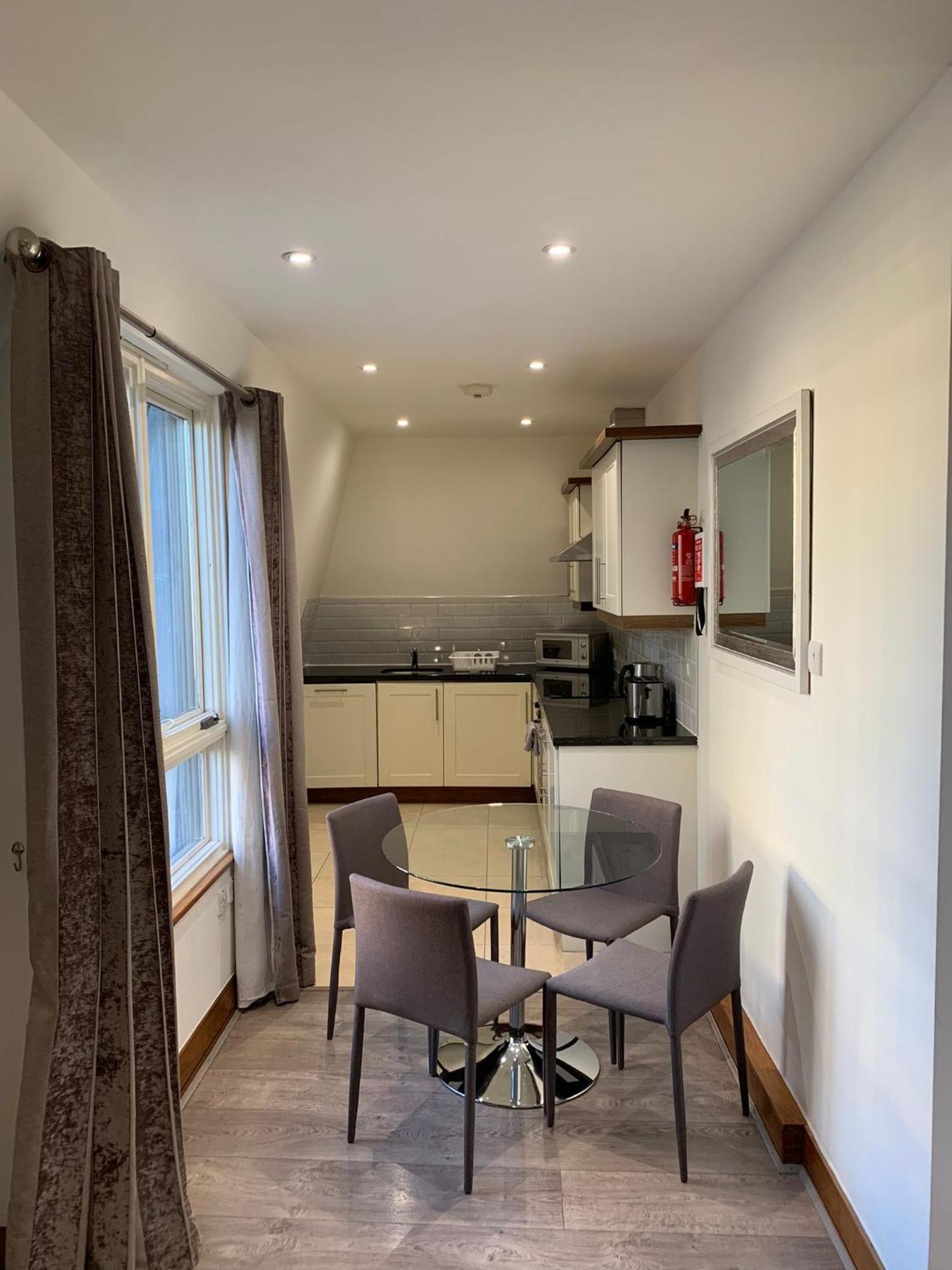 Parnell Boulevard Apartments Дъблин Екстериор снимка
